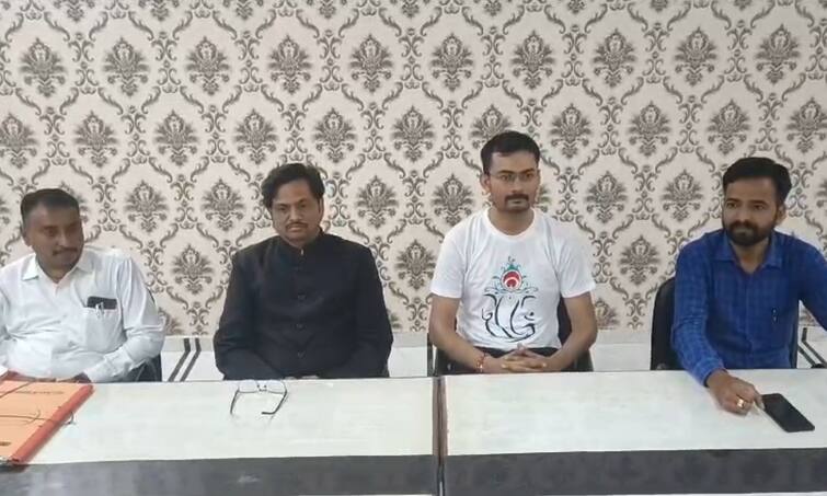 Mohini Caterers held a press conference regarding Prasad of Ambaji Mandir Mohanthal Ambaji Mandir: મોહનથાળના પ્રસાદને લઈને ચાલતા વિવાદ મામલે મોહીની કેટરર્સે કર્યો ધડાકો, આ લોકો સામે કરશે બદનક્ષીનો દાવો