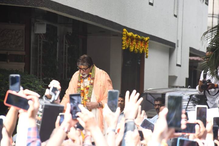 Meanwhile, several members of the film fraternity including  Chiranjeevi, Ajay Devgn, Kajol and others wished the megastar.