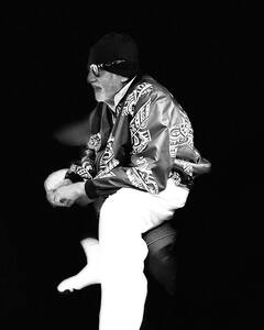 PHOTO: रेखाचे नाव ऐकून संतापले अमिताभ बच्चन, म्हणाले...