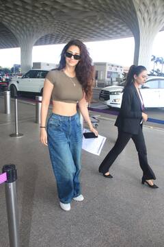 Airport Looks: दिशा पाटनी ने दिखाए एब्स तो रानी मुखर्जी का दिखा ट्रेडिशनल लुक, कुछ इस तरह एयरपोर्ट पर स्पॉट हुए सितारे