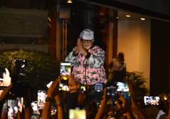 Amitabh Bachchan Birthday: અમિતાભ બચ્ચને રાત્રે ફેન્સ સાથે ઉજવ્યો જન્મદિવસ, 'જલસા'ની બહાર આવી માન્યો આભાર