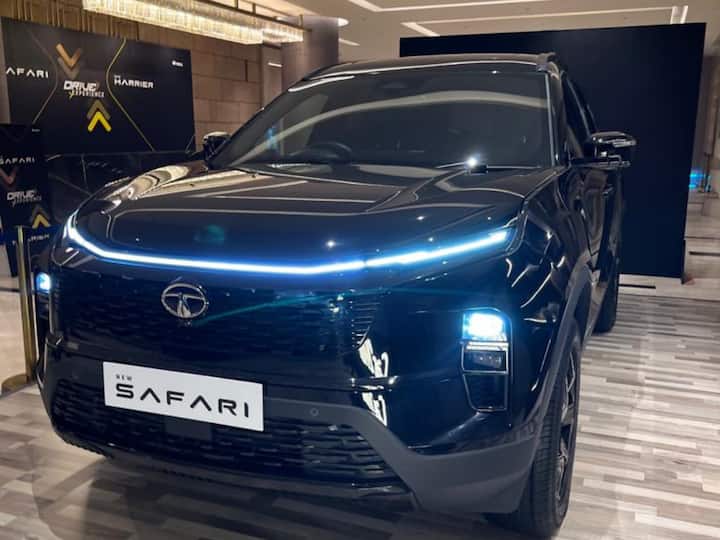 Like the new Safari Facelift, the Dark Edition also comes with the changes including a full width connected LED lighting and the new front design. (Photo: Somnath Chatterjee)