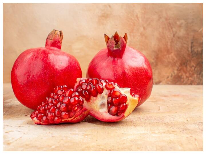 अनार के सेवन से दिमागी तनाव हार्मोन कोर्टिसॉल का स्तर कम होता है जिससे मन शांत और पॉजिटिव बना रहता है. इसलिए अगर आप तनाव और चिंता से परेशान हैं तो अनार को अपने डाइट में जरूर शामिल करें.