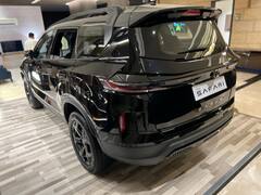 New Tata Safari Facelift Dark Edition की झलक नहीं देखी, तो यहां देख लीजिये