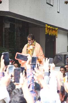 Amitabh Bachchan Once Again Greets Fans Outside Jalsa On His Birthday; Celebs Shower Him With Wishes