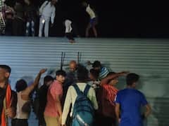 North East Express Train Accident: नॉर्थ ईस्ट एक्सप्रेस ट्रेन हादसे की तस्वीरें आई सामने, बिहार के बक्सर में हुआ है हादसा