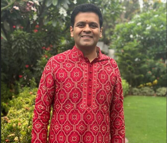 Navratri 2023: નવરાત્રી નિમિતે ધનરાજ નથવાણીએ લોન્ચ કર્યું આલ્બમ ‘પંચવી’, બોલિવૂડના દિગ્ગજ ગાયકે આપ્યો છે સ્વર Dhanraj Nathwani launched the album Panchvi on the occasion of Navratri Navratri 2023: નવરાત્રી નિમિતે ધનરાજ નથવાણીએ લોન્ચ કર્યું આલ્બમ ‘પંચવી’, બોલિવૂડના દિગ્ગજ ગાયકે આપ્યો છે સ્વર