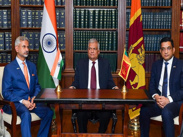 India Sri Lanka ink 3 bilateral deals as EAM Jaishankar holds extensive discussions with President Wickremesinghe EAM Jaishankar Meets President Wickremesinghe, India-Sri Lanka Ink 3 Pacts