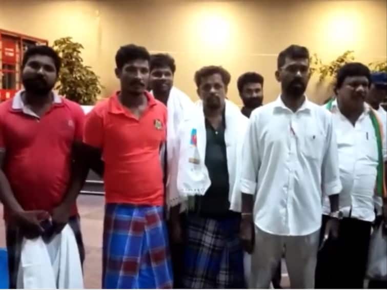 Fishermen Arrest 17 Tamil Nadu Fishers Released From Sri Lankan Prison Reach Chennai 17 Tamil Nadu Fishermen Released From Sri Lankan Prison Reach Chennai