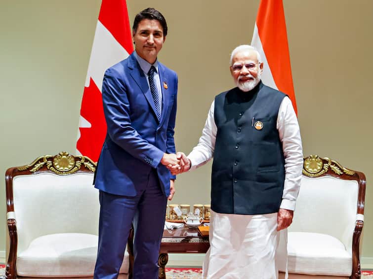 Canadian Diplomats Still In India, Foreign Minister Joly Holds 'Secret Meeting' With Jaishankar: Report Canadian Diplomats Still In India, Foreign Minister Joly Holds 'Secret Meeting' With Jaishankar: Report