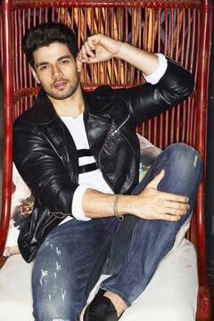 Salman Khan ही नहीं इन सितारों पर भी लग चुका है अपने पार्टनर को टॉर्चर करने का आरोप, लिस्ट में शामिल कई बड़े नाम