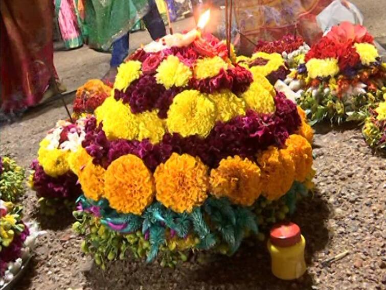 know bathukamma festival ninth day naivedyalu recipe Bathukamma 2023: బ‌తుక‌మ్మ వేడుక‌ల్లో చివ‌రి రోజు స‌ద్దుల బ‌తుక‌మ్మ‌కు నివేద‌న‌ల‌తో ఘ‌నంగా వీడ్కోలు