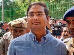 ED की पूछताछ से पहले Sanjay Singh के करीबी सर्वेश मिश्रा ने कहा- 'ईमानदार नेता के साथ हूं'