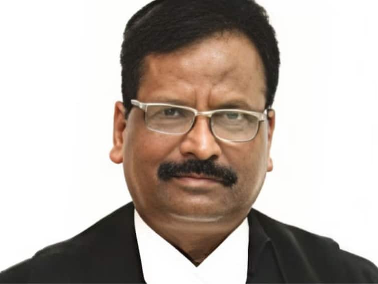 Manipur High Court Chief Justice Changed  Who is this M.V. Muralitharan know his profile Manipur Violence: மணிப்பூரின் உயர்நீதிமன்ற தலைமை நீதிபதி முரளிதரன் அதிரடி மாற்றம் - காரணம் இதுதான்!