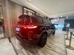 In Pics: New 2023 Tata Safari Dark Edition