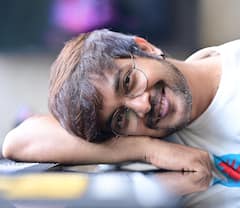 Sourav Chakraborty: পুজোয় কার সঙ্গে কলকাতার বাইরে যাচ্ছেন অভিনেতা-পরিচালক সৌরভ চক্রবর্তী?