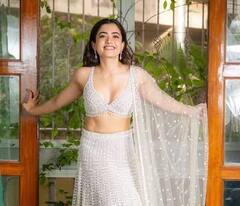 Rashmika Mandanna House: મુંબઇમાં આલિશાન ઘરમાં રહે છે 'એનિમલ' એક્ટ્રેસ રશ્મિકા મંદાના, જુઓ ઘરની અંદરની તસવીરો