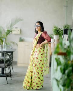 Sravanthi Chokarapu: మీరు పర్‌ఫెక్ట్ అయితేనే నన్ను జడ్జ్ చేయండి అంటున్న యాంకరమ్మ