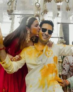 Parineeti Chopra Haldi Ceremony: ਪਰਿਣੀਤੀ-ਰਾਘਵ ਦੇ ਹਲਦੀ ਸਮਾਰੋਹ ਦੀਆਂ ਤਸਵੀਰਾਂ ਵਾਇਰਲ, ਸੱਸ ਨਾਲ ਮਸਤੀ ਕਰਦੀ ਨਜ਼ਰ ਆਈ ਅਦਾਕਾਰਾ