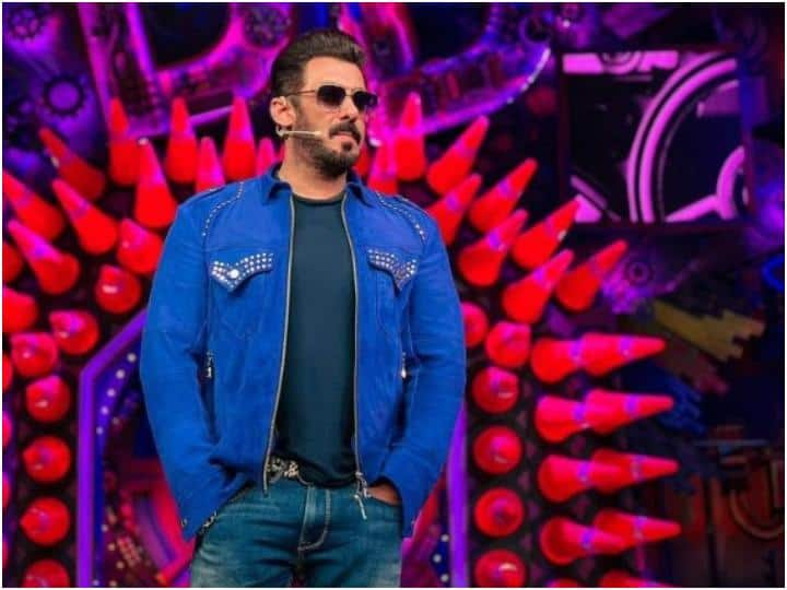 Bigg Boss 17 host Salman Khan Charging 6 crores per episode of show according to report know details BB 17: 'बिग बॉस 17' को होस्ट करने के लिए मोटी रकम चार्ज कर रहे हैं Salman Khan, एक्टर की फीस जानकर उड़ जाएंगे होश