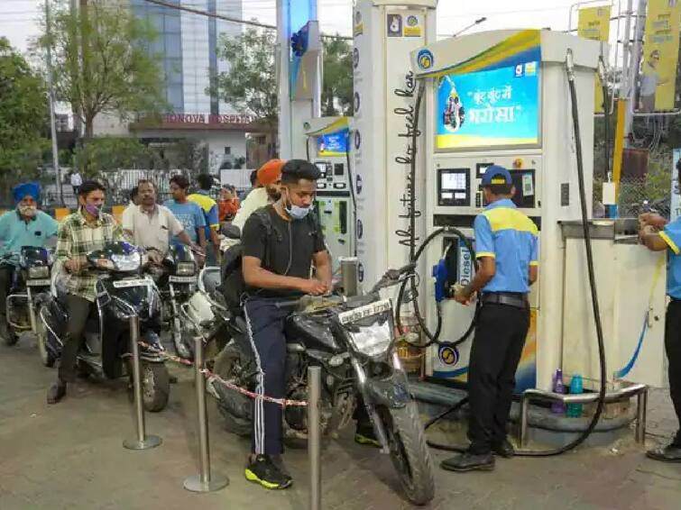 petrol and diesel price chennai on october 12th 2023 know full details Petrol, Diesel Price: மாற்றம் கண்டுள்ளதா பெட்ரோல், டீசல் விலை? - இன்றைய நிலவரத்தை தெரிஞ்சுகோங்க..!