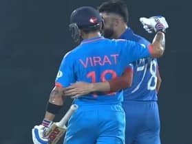 World Cup: Naveen-ul-Haq on burying the hatchet with Virat Kohli during IND vs AFG match Watch: નવીન ઉલ હકને ટ્રોલ કરી રહ્યા હતા ફેન્સ, વિરાટે આ રીતે મનાવી જીત્યું દિલ