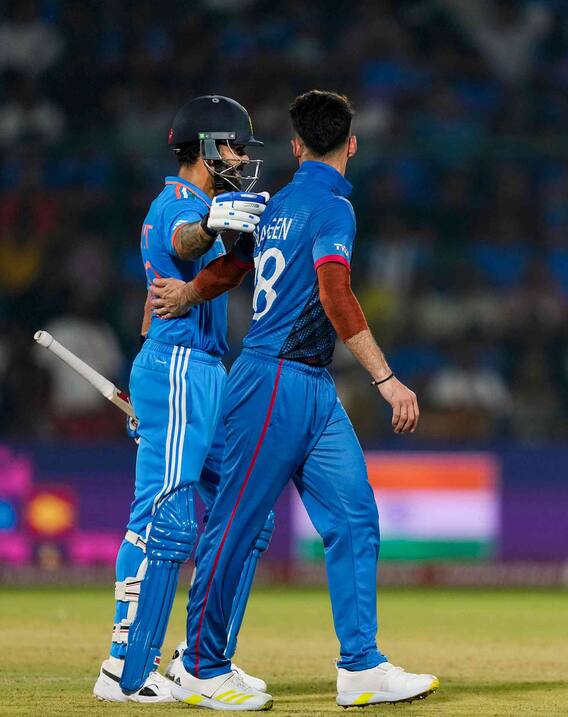 আম-কাণ্ড ভুলে হাত মেলালেন বিরাট-নবীন