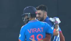 Photos: ચાહકો વિરાટ અને નવીન વચ્ચે 'ફાઇટ'ની રાહ જોઈ રહ્યા હતા, પરંતુ કિંગ કોહલીએ તેને ગળે લગાવીને દિલ જીતી લીધું