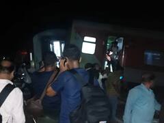 PHOTOS: 'खाना खा कर सोए थे... अचानक पलट गई बोगी', नॉर्थ ईस्ट एक्सप्रेस के यात्री ने सुनाई आप बीती, देखें भयावह मंजर