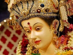 Navratri 2023: नवरात्रीत देवीची अखंड ज्योत कोठे आणि कोणत्या दिशेला लावावी? वास्तुशास्त्रात म्हटंलय...