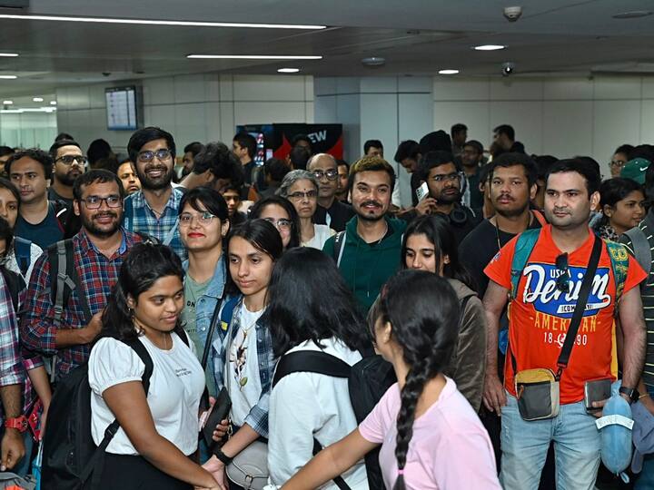 Indian nationals evacuated from Israel under Operation Ajay being greeted by their loved ones as they arrive at the airport in New Delhi. (Image Source: PTI)