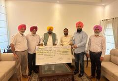 Punjab News: ਸਹਿਕਾਰੀ ਬੈਂਕ ਮੁਲਾਜ਼ਮਾਂ ਵੱਲੋਂ ਮੁੱਖ ਮੰਤਰੀ ਰਾਹਤ ਫੰਡ ਵਿੱਚ 39.33 ਲੱਖ ਰੁਪਏ ਦਾ ਯੋਗਦਾਨ