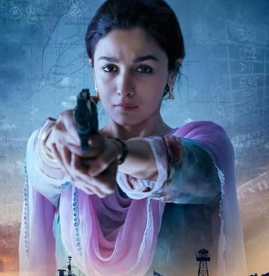 આલિયા ભટ્ટ પણ ફિલ્મ 'રાઝી' અને હોલિવૂડની ફિલ્મ 'હાર્ટ ઓફ સ્ટોન'માં જબરદસ્ત એક્શન કરતી જોવા મળી છે.