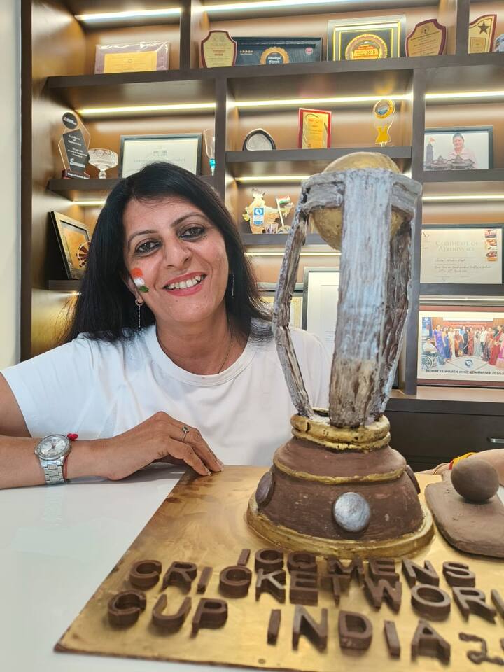 Chocolate World Cup Photo: દેશભરમાં વર્લ્ડ કપ ક્રિકેટનો માહોલ જોવા મળી રહ્યો છે. તો બીજી તરફ અમદાવાદમાં શનિવારે હાઈ વોલ્ટેજ મેચ યોજાશે.