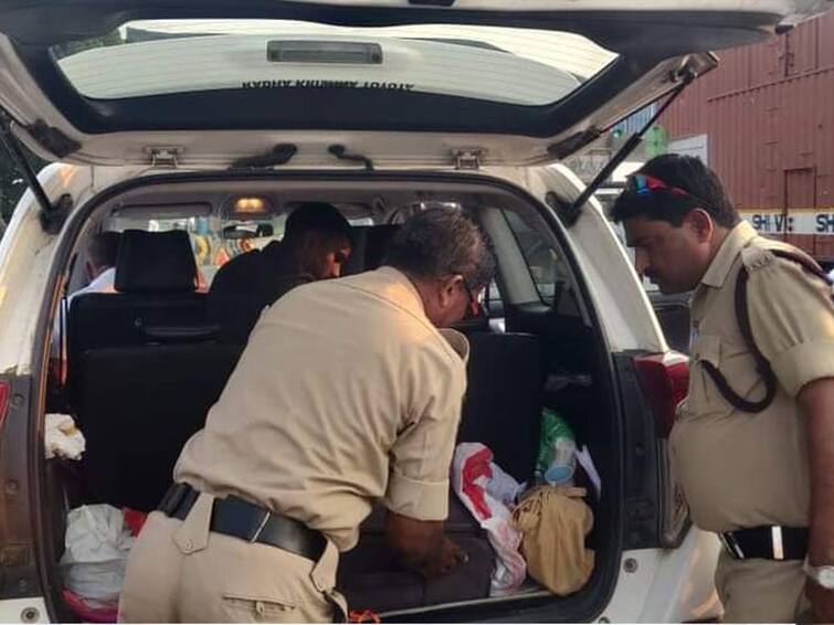 Police Checked MLA Jogu Ramanna's vehicle in Adilabad Jogu Ramanna: ఎమ్మెల్యే జోగు రామన్న వాహనం తనిఖీ చేసిన పోలీసులు 