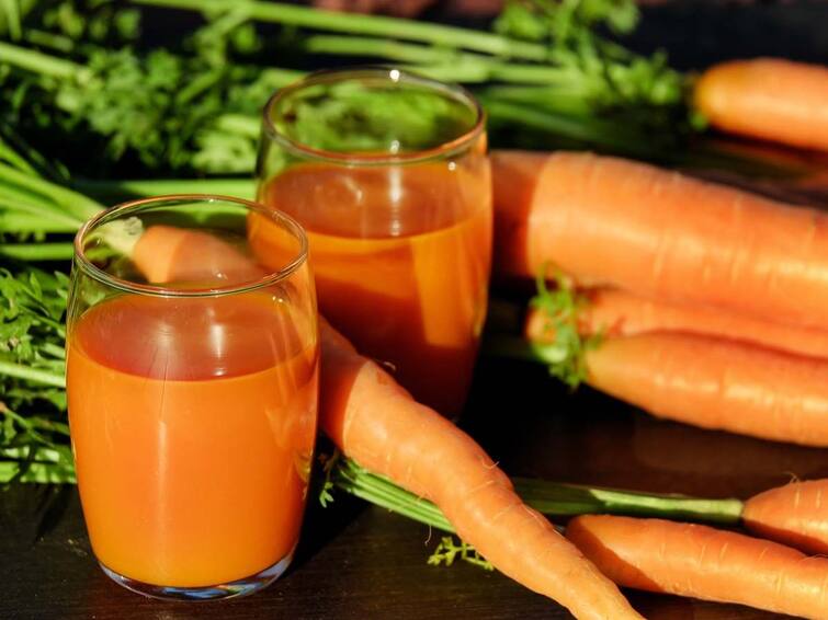 carrot coriander juice for healthy skin here is the recipe and ingredients ఈ జ్యూస్​తో మొటిమలు దూరం.. మెరిసే అందం మీ సొంతం