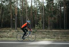 Benefits Of Cycling : काही मिनिटे सायकल चालवणे ठरू शकते आरोग्याकरता वरदान