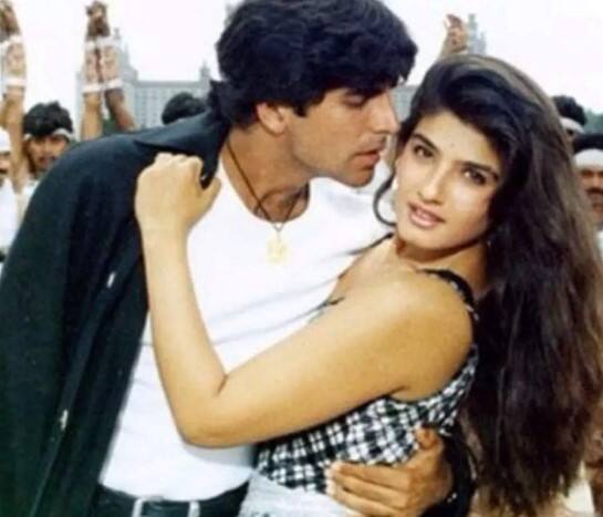 ਦੱਸ ਦੇਈਏ ਕਿ 'ਵੈਲਕਮ ਟੂ ਦ ਜੰਗਲ' ਇੱਕ ਮਲਟੀਸਟਾਰਰ ਫਿਲਮ ਹੋਵੇਗੀ ਜਿਸ ਵਿੱਚ ਅਕਸ਼ੈ ਕੁਮਾਰ ਅਤੇ ਰਵੀਨਾ ਟੰਡਨ ਤੋਂ ਇਲਾਵਾ ਜੈਕਲੀਨ ਫਰਨਾਂਡੀਜ਼, ਦਿਸ਼ਾ ਪਟਾਨੀ, ਰਾਜਪਾਲ ਯਾਦਵ, ਪਰੇਸ਼ ਰਾਵਲ, ਸੁਨੀਲ ਸ਼ੈੱਟੀ ਅਤੇ ਸੰਜੇ ਦੱਤ ਵਰਗੇ ਸਿਤਾਰੇ ਇਕੱਠੇ ਨਜ਼ਰ ਆਉਣਗੇ। 