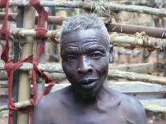 महिलाओं से लगता है डर! 55 साल से अपने ऊपर नहीं पड़ने दिया किसी भी 'औरत का साया', जानिए वजह