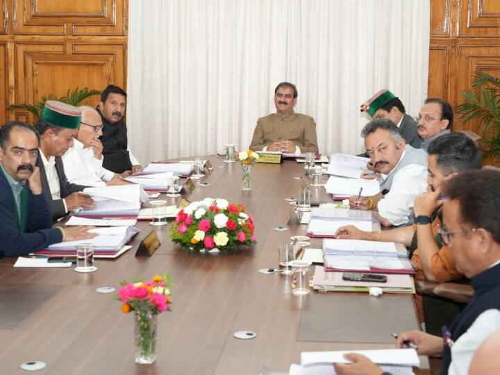 Himachal Pradesh News Decision on recruitment to many new posts in Sukhwinder Singh Sukhu Cabinet meeting ann HP Cabinet Meeting: विशेष राहत पैकेज को हिमाचल कैबिनेट की मंजूरी, इन पदों पर भर्ती का भी फैसला