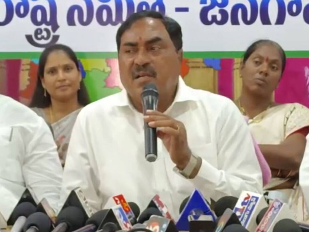 Errabelli Dayakar Rao Sensational Comments On TPCC Chief Revanth Reddy Errabelli Dayakar Rao: బ్రోకర్ దందాలు చేసే వ్యక్తి రేవంత్ రెడ్డి - టీపీసీసీ చీఫ్ పై మంత్రి ఎర్రబెల్లి ఘాటు వ్యాఖ్యలు