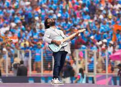 Ind vs Pak: ভারত-পাক মহারণের আগে অরিজিৎ গাইলেন বন্দেমাতরম, সুখবিন্দরের গলায় চক দে ইন্ডিয়া