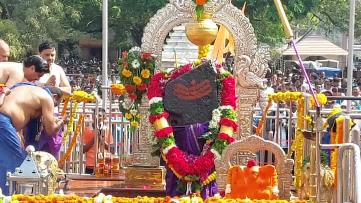 Shani Shingnapur : आज सर्वपित्री अमावस्या (Sarva Pitru Amavasya 2023) आहे