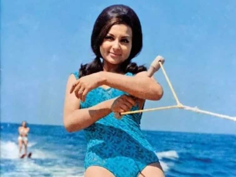 'There’s A Body Clock, A Time To Wear A Bikini And Time To Do Something Else': Sharmila Tagore On Importance Of Timing In Life 'There’s A Body Clock, A Time To Wear A Bikini And Time To Do Something Else': Sharmila Tagore On Importance Of Timing In Life