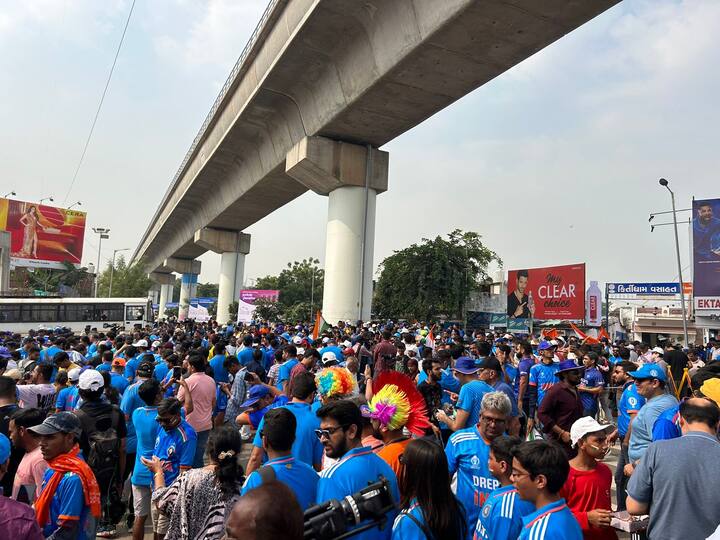 दोन्ही संघाचा हा महामुकाबला 14 ऑक्टोबरला दुपारी 2 वाजता अहमदाबादच्या नरेंद्र मोदी स्टेडियमवर होत आहे.