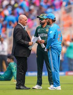 IND vs PAK, World Cup 2023 : इंडिया... इंडियानं दुमदुमलं नरेंद्र मोदी स्टेडियम, पाकिस्तानला भरली धडकी, चोहीकडे रोहित सेनेचाच जयघोष