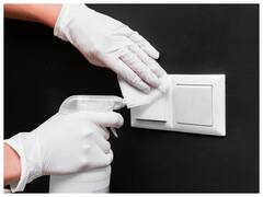 गंदे और पुराने स्विच बोर्ड इन तरीकों से करें साफ, चमक जाएगा नया जैसा