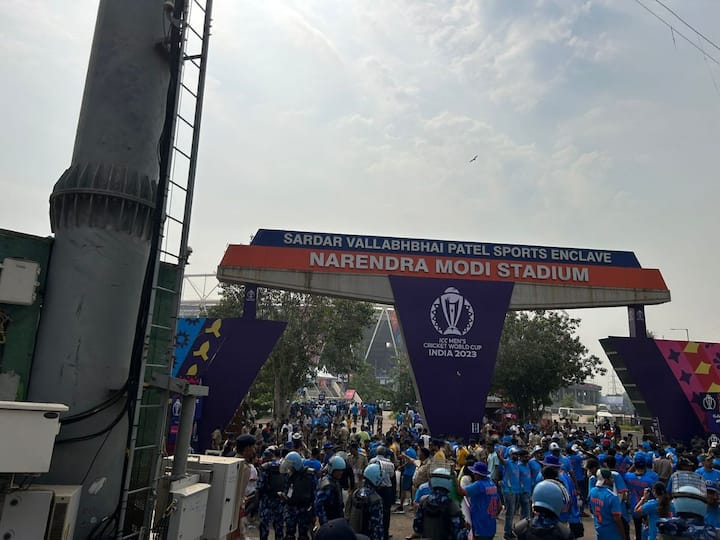 विश्वचषकादरम्यान दोन्ही संघ एकूण सात वेळा एकमेकांसमोर आले आहेत, पण यातील एकही सामना पाकिस्तानने जिंकला नाही.