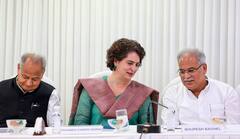 IN Pics: ममता बनर्जी ने कोलकाता में दुर्गा पूजा बोनस की घोषणा की, तस्वीरों में देखिए इस हफ्ते का भारत