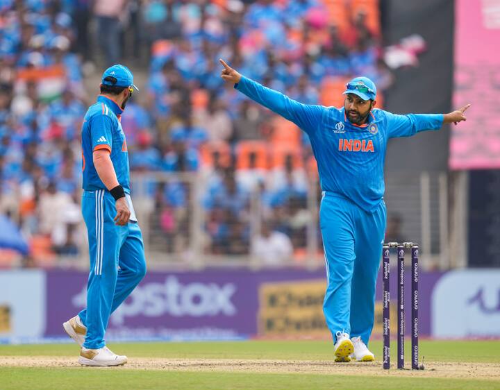 पाकिस्तानकडून कर्णधार बाबर आझम याने सर्वाधिक 50 धावांची खेळी केली. त्याशिवाय मोहम्मद रिजवान याने 49 धावांचे योगदान दिले. भारताकडून बुमराह, सिराज, हार्दिक अन् कुलदीप यांनी भेदक मारा केला. भारताला विजयासाठी 192 धावांचे आव्हान आहे.